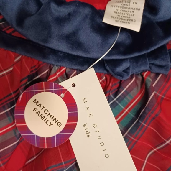 MAX STUDIO Dress, Kids, girl's red color, baby department, size 6-9 m
Original - Picture 3 of 3